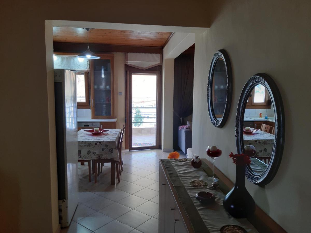 Babis Apartment Kavala Esterno foto