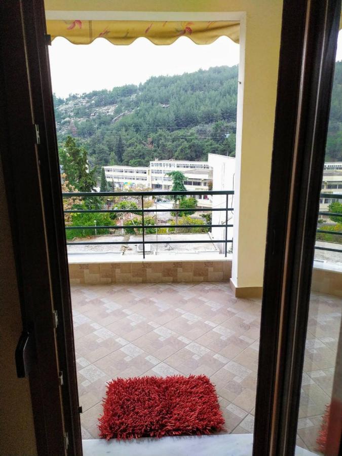 Babis Apartment Kavala Esterno foto